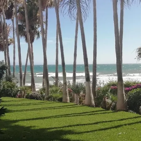 Espectacular Primera Linea De Playa Sitio de Calahonda